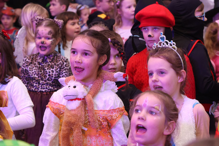 OTROŠKA MAŠKARADA 20 FOTO LJUBO VUKELIČ